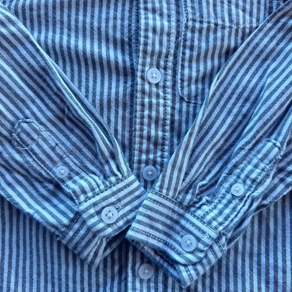 The Children’s Place Boys Grey White Striped Long Sleeve Button Down Shirt - Picture 4 of 5